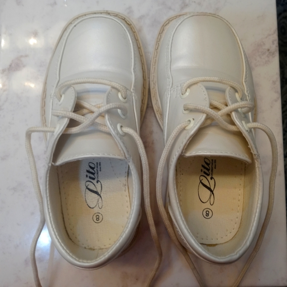 Toddler Size 8 Ivory Tuxedo Shoes